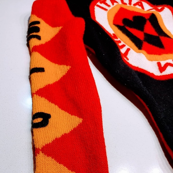 Authentic Vintage Moschino Rare Sz 8 - Picture 6 of 8